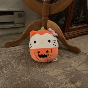 Hello Kitty Pumpkin Plush Squishmallow